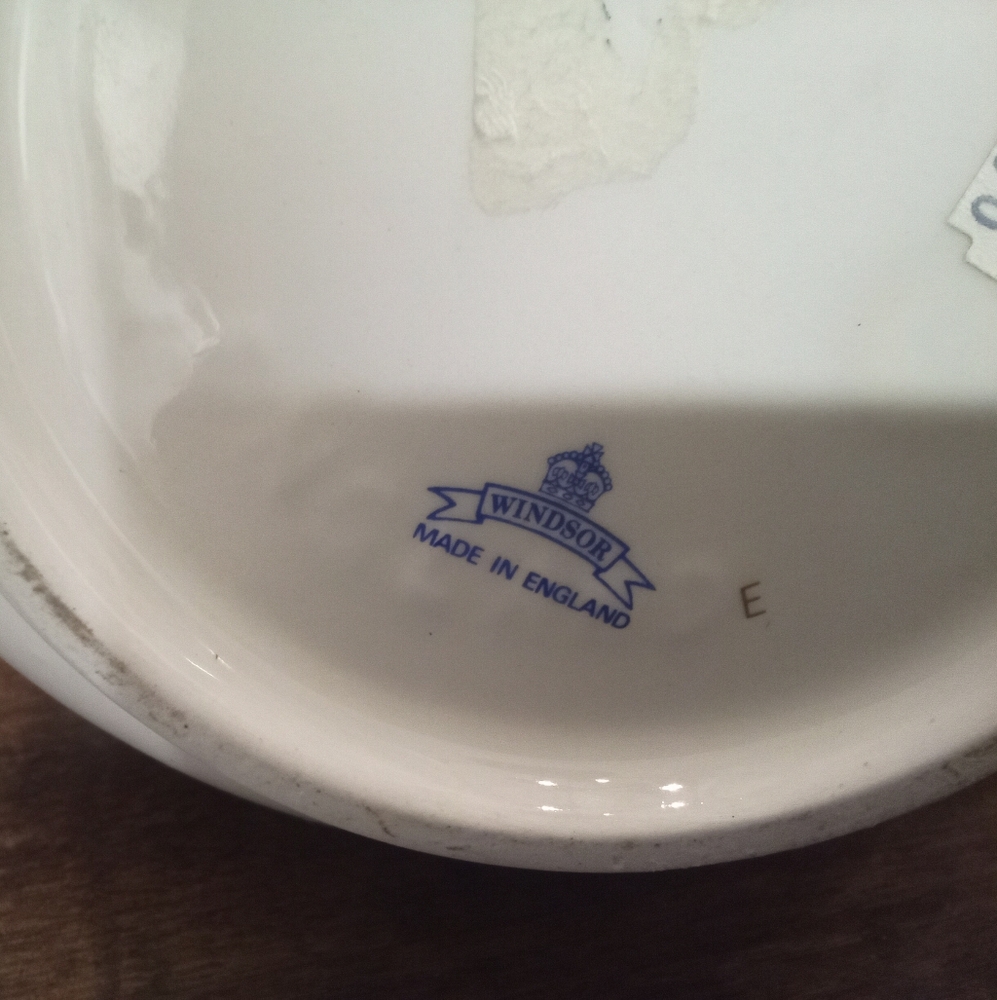 z VTG Windsor by Sadler Teapot With Gold Trim - Picture 7 of 8